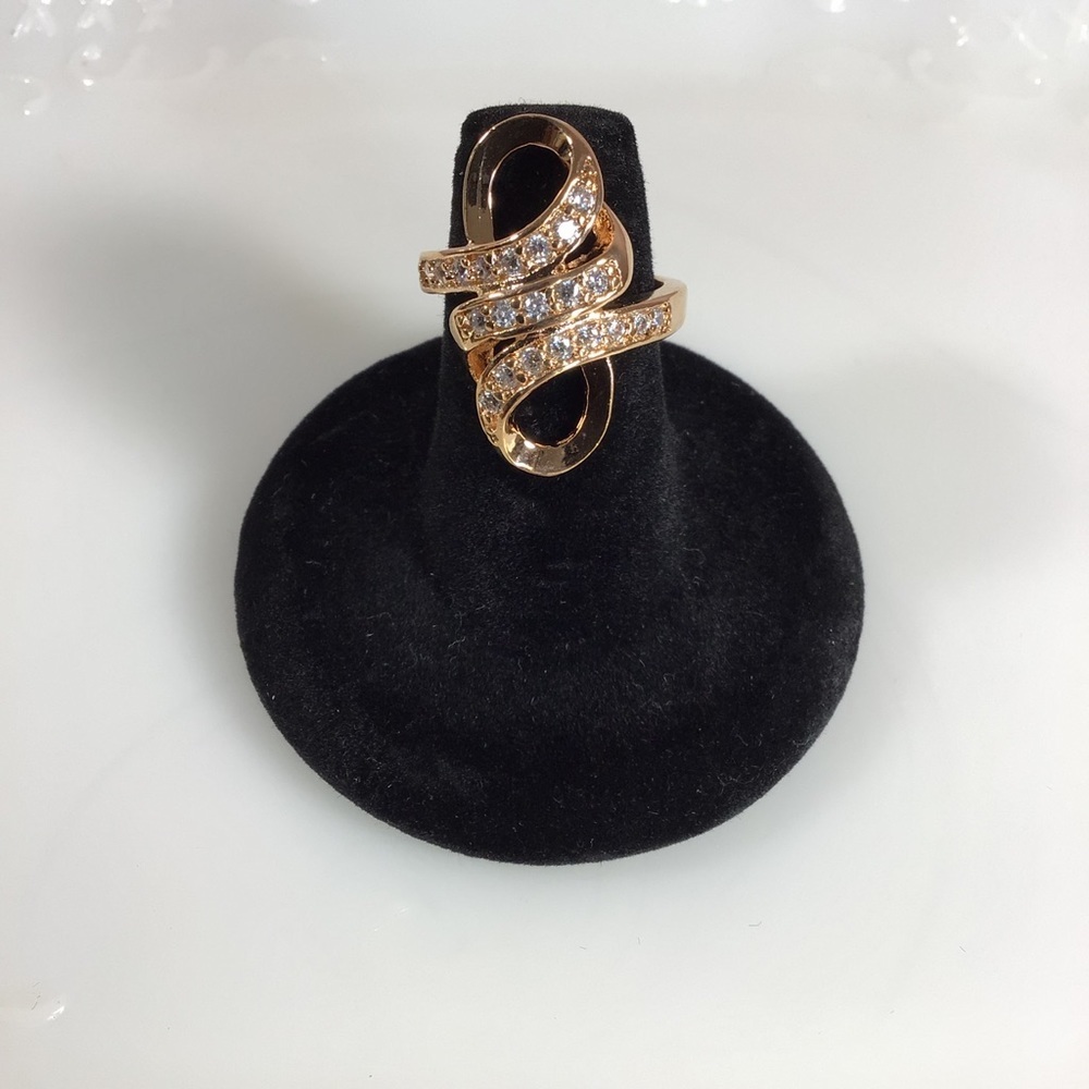 Sparkling Pave Cubic Zirconia Gold Fashion Statement Ring - Size 8
